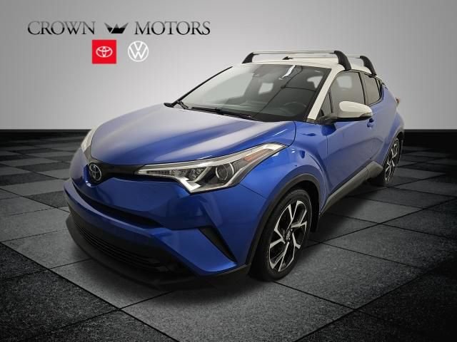 Used 2018 Toyota C-HR XLE FWD image 3
