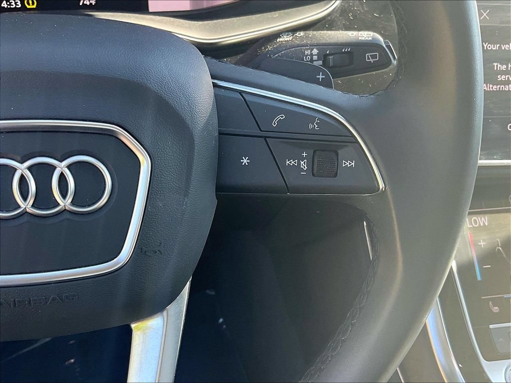 Used 2023 Audi Q8 Premium Plus w/ Premium Plus Package AWD/4WD image 12