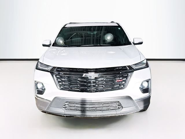 Used 2023 Chevrolet Traverse RS image 4
