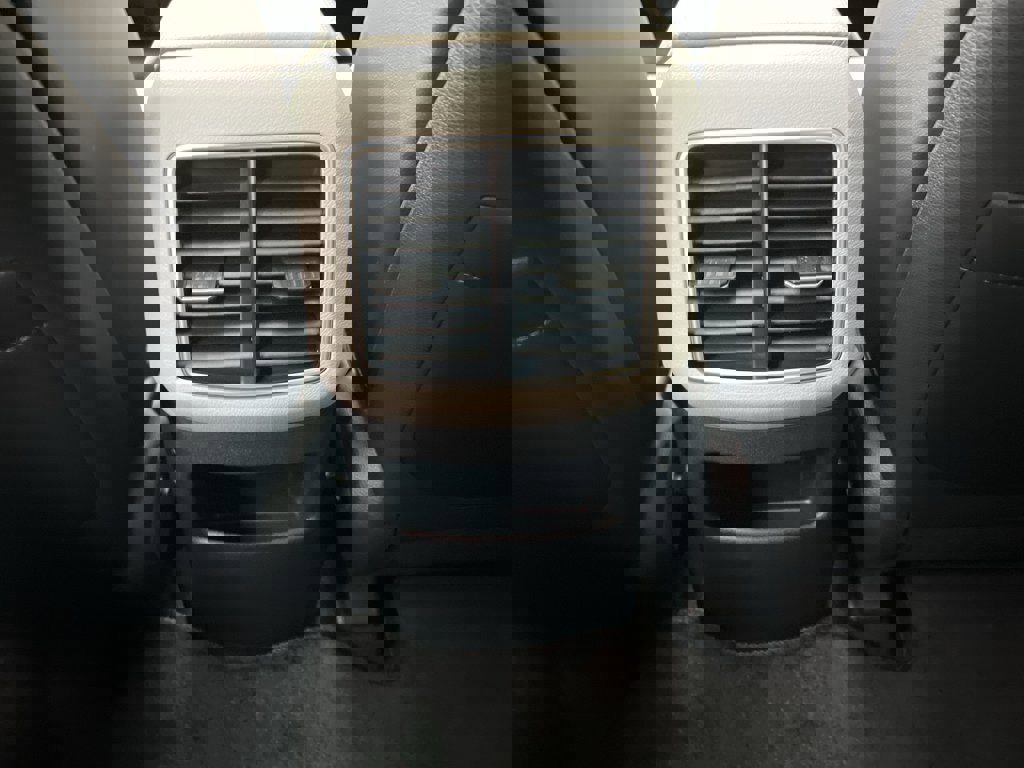 New 2026 Kia Sportage EX w/ EX Panoramic Sunroof Package image 18