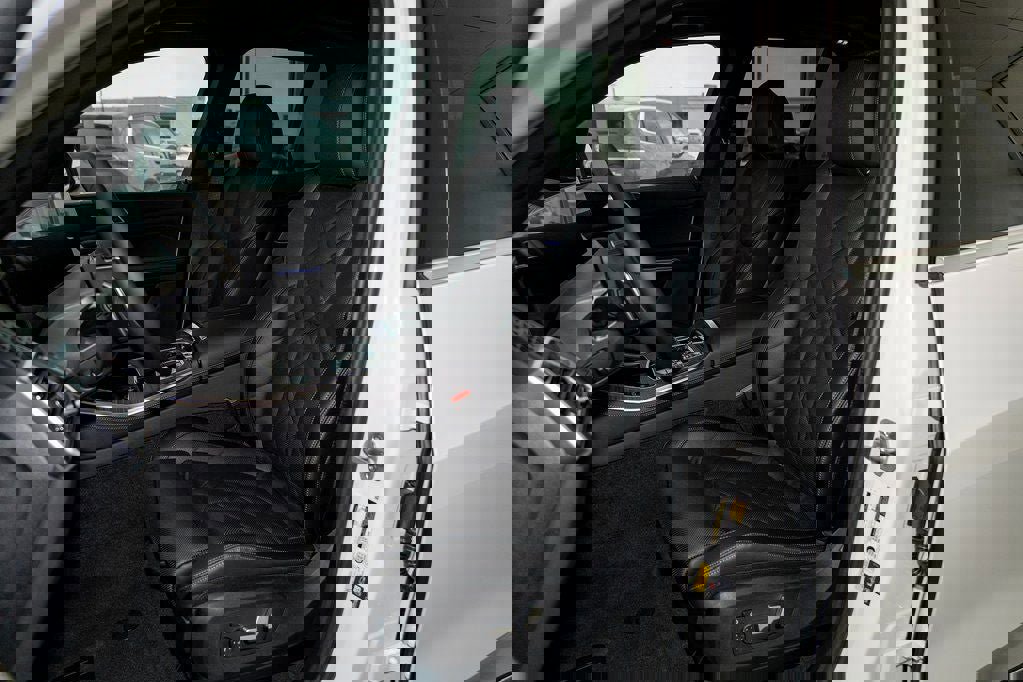 New 2026 BMW X5 xDrive50e w/ Premium Package image 33