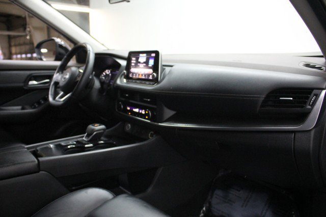 Used 2023 Nissan Rogue SV w/ SV Premium B Package image 21