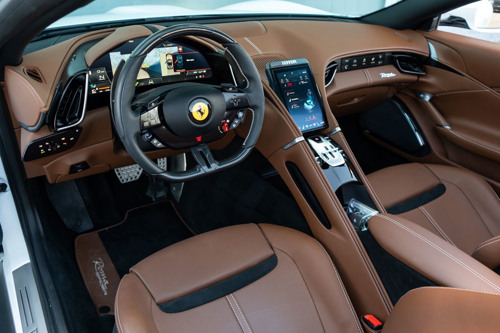 Used 2024 Ferrari Roma Spider RWD image 30