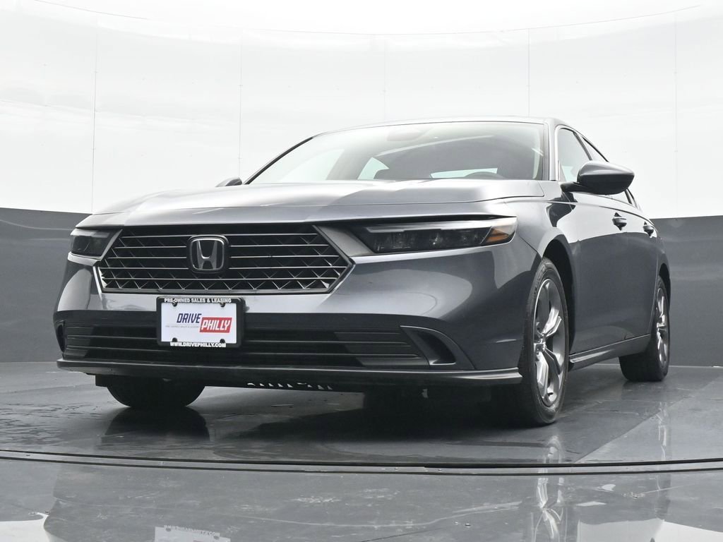 Used 2023 Honda Accord EX image 16