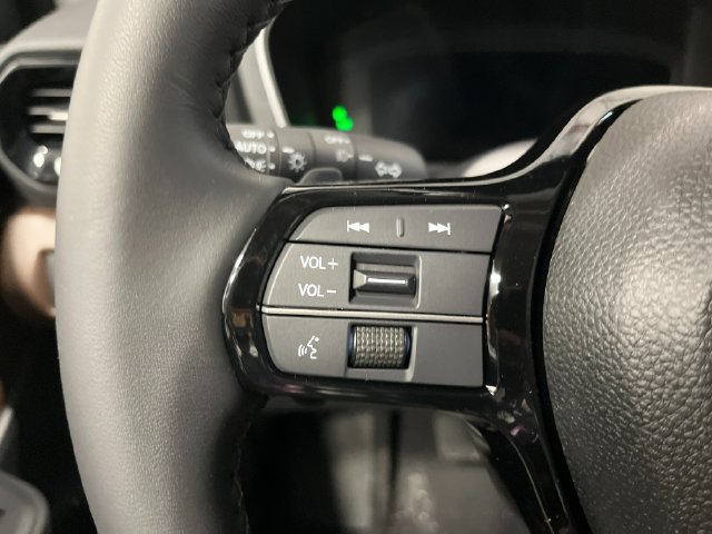 New 2026 Honda Pilot Touring image 17