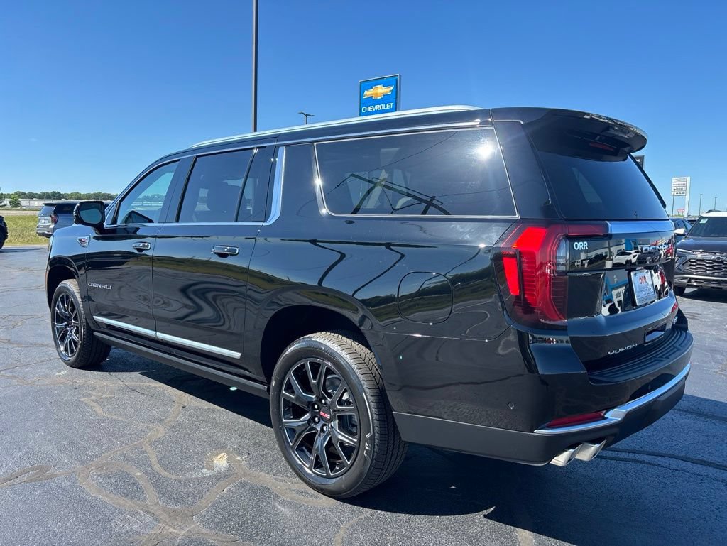 New 2026 GMC Yukon XL Denali w/ Sun & Power Step Package AWD/4WD image 3