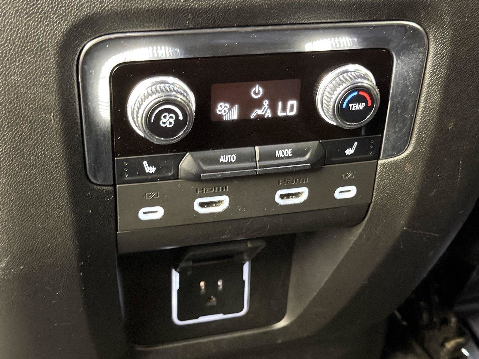 Certified 2023 GMC Yukon XL Denali Ultimate AWD/4WD image 23