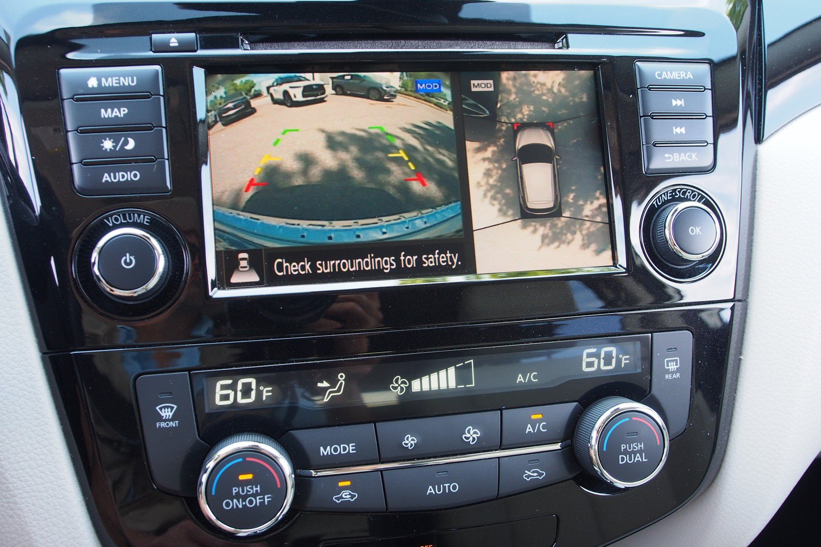 Used 2022 Nissan Rogue Sport SL w/ Premium Package FWD image 23