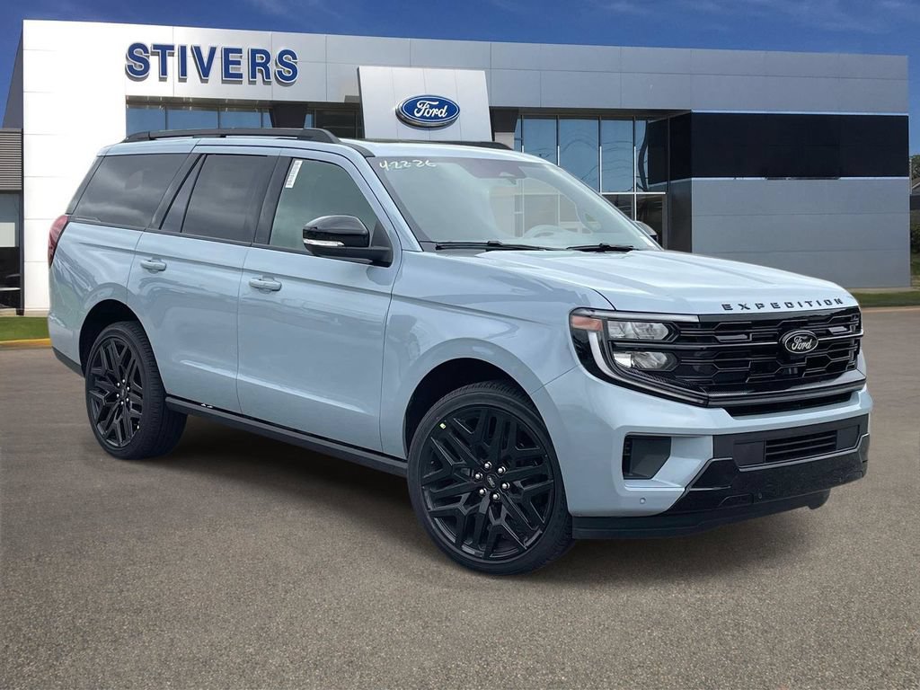 New 2026 Ford Expedition Platinum w/ Stealth Performance Package