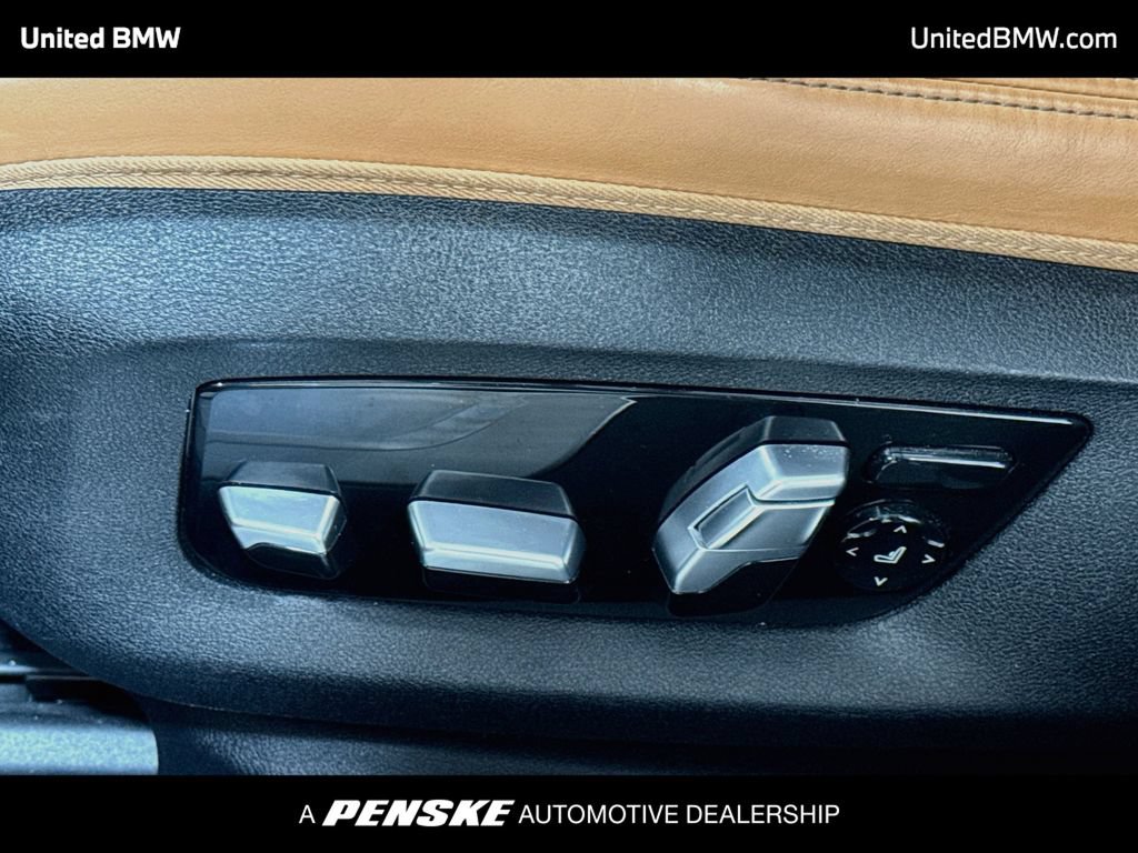 Used 2020 BMW 750i xDrive AWD/4WD image 11