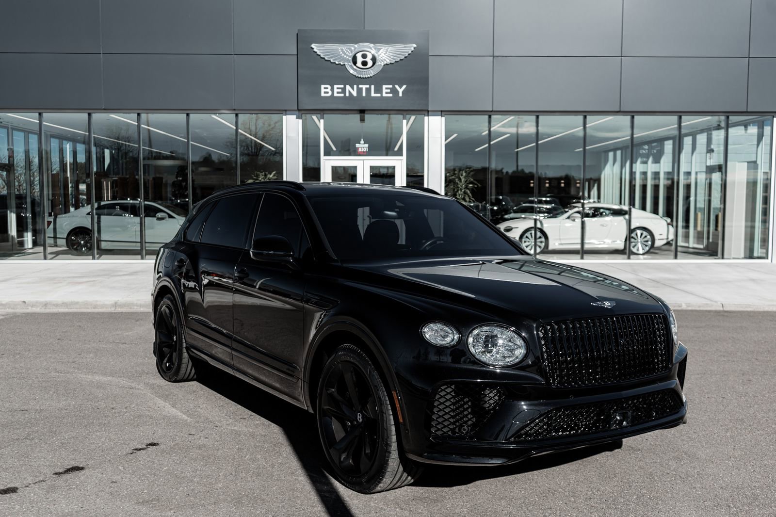 Used 2024 Bentley Bentayga Extended Wheelbase image 15