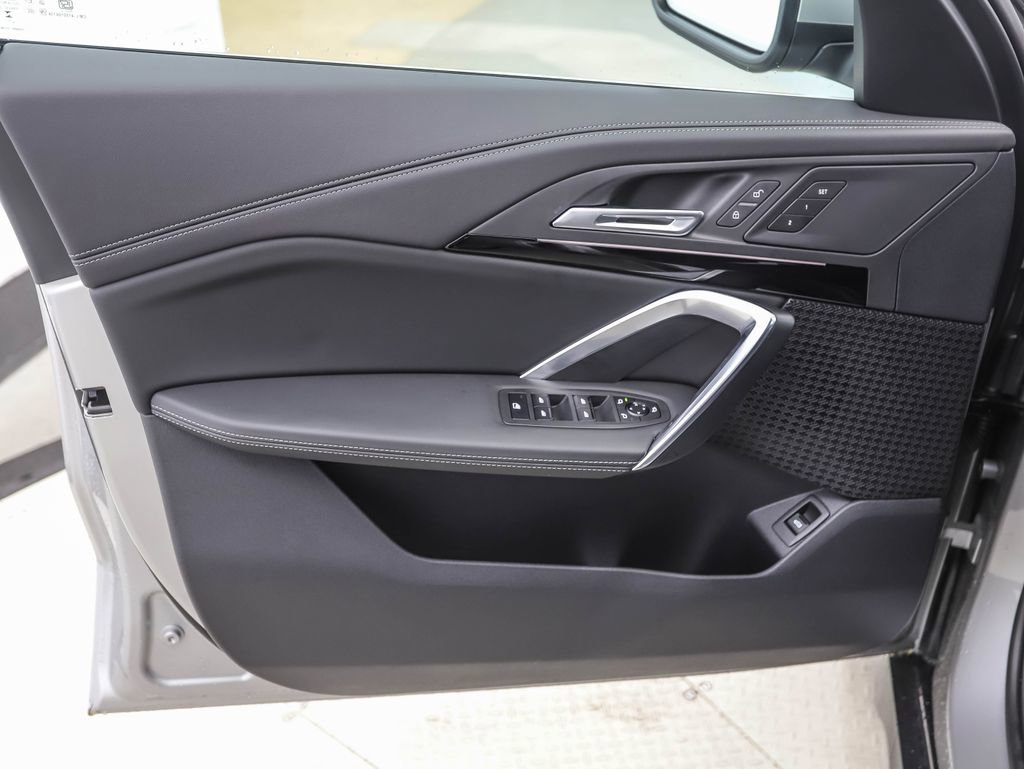 Used 2026 BMW X1 xDrive28i image 9