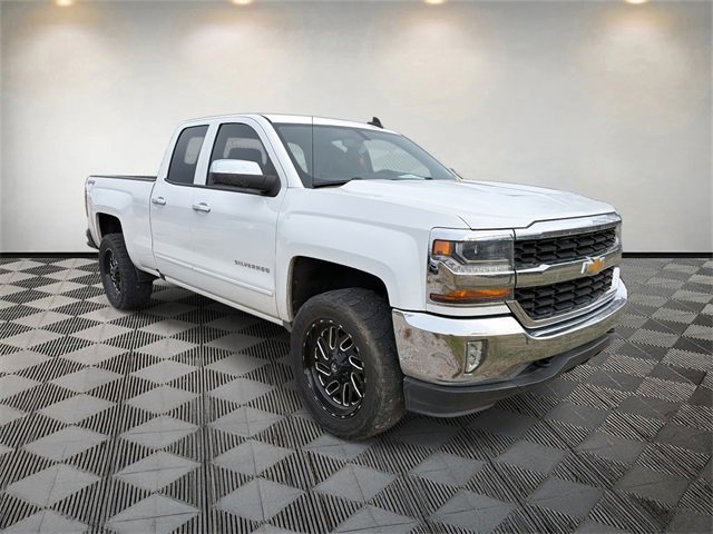 Used 2017 Chevrolet Silverado 1500 LT w/ All Star Edition image 2
