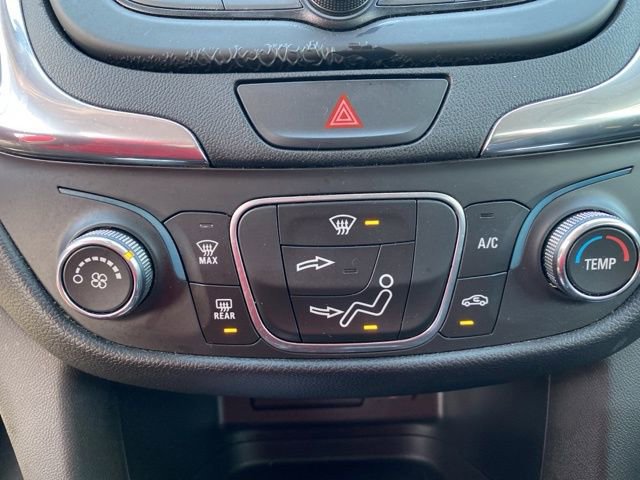 Used 2020 Chevrolet Equinox LT image 22