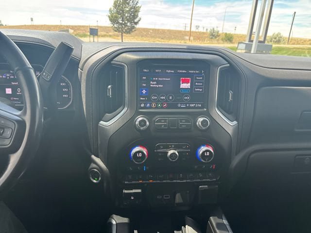 Certified 2022 GMC Sierra 2500 Denali w/ Denali Ultimate Package AWD/4WD image 18