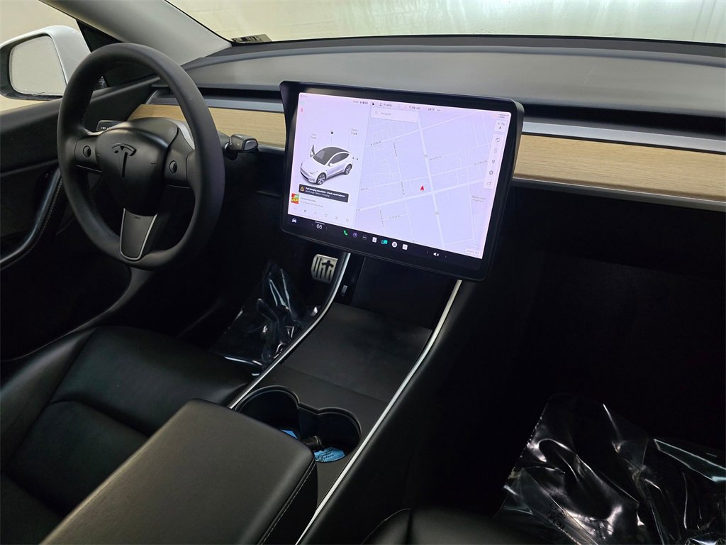 Used 2021 Tesla Model Y Long Range image 10