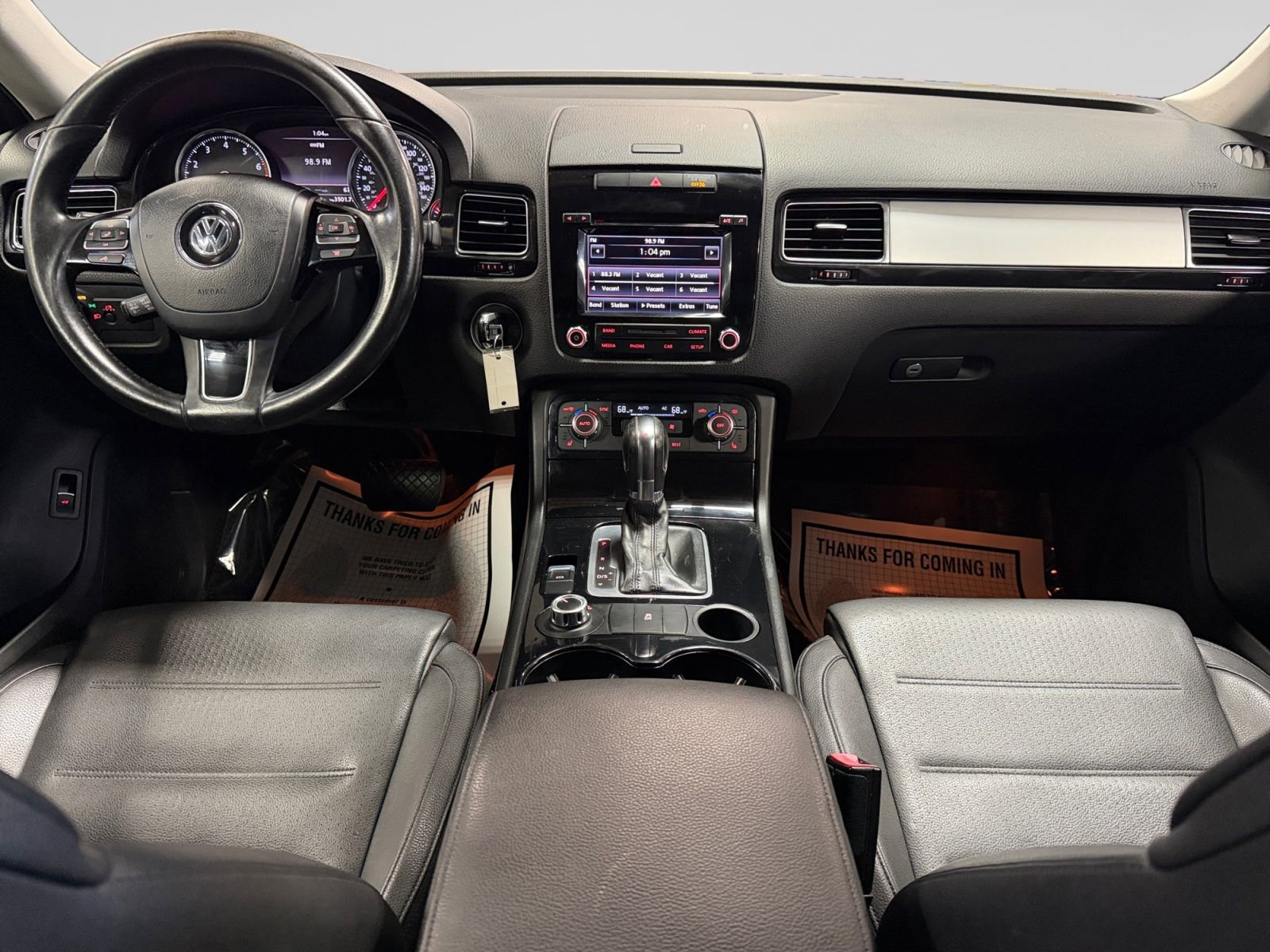 Used 2013 Volkswagen Touareg Sport image 17