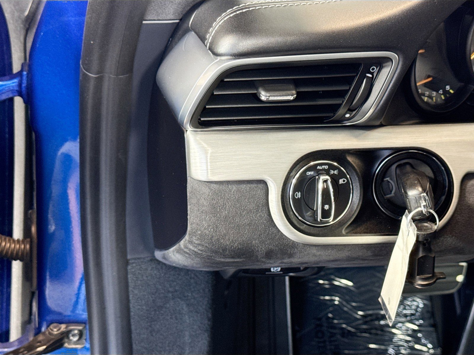 Certified 2018 Porsche 911 GT3 image 13