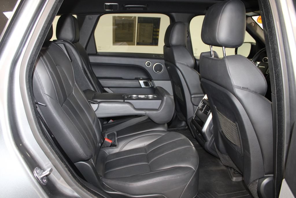 Used 2017 Land Rover Range Rover Sport SE AWD/4WD image 29