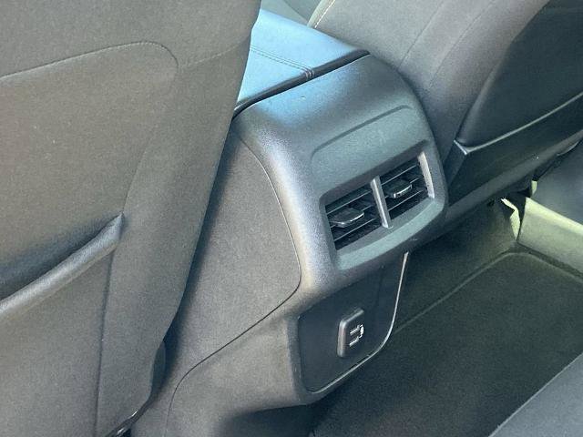 Used 2019 GMC Terrain SLE w/ Driver Convenience Package FWD image 16