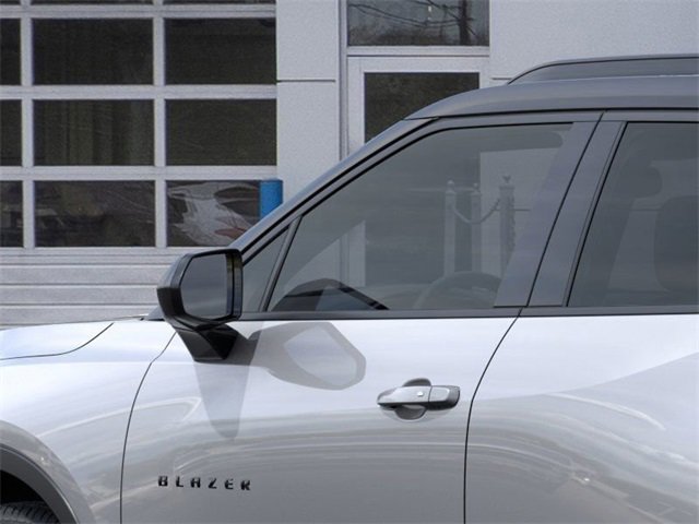 New 2025 Chevrolet Blazer LT w/ Convenience Package image 12