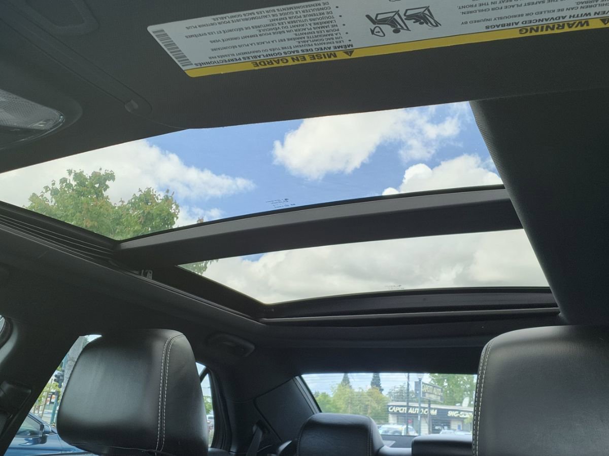 Used 2014 Chrysler 300 S w/ Luxury Group RWD image 22