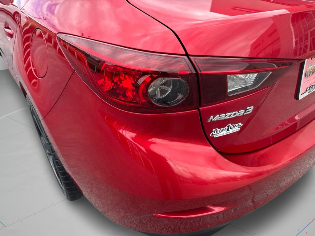 Used 2015 MAZDA MAZDA3 i Sport FWD image 30