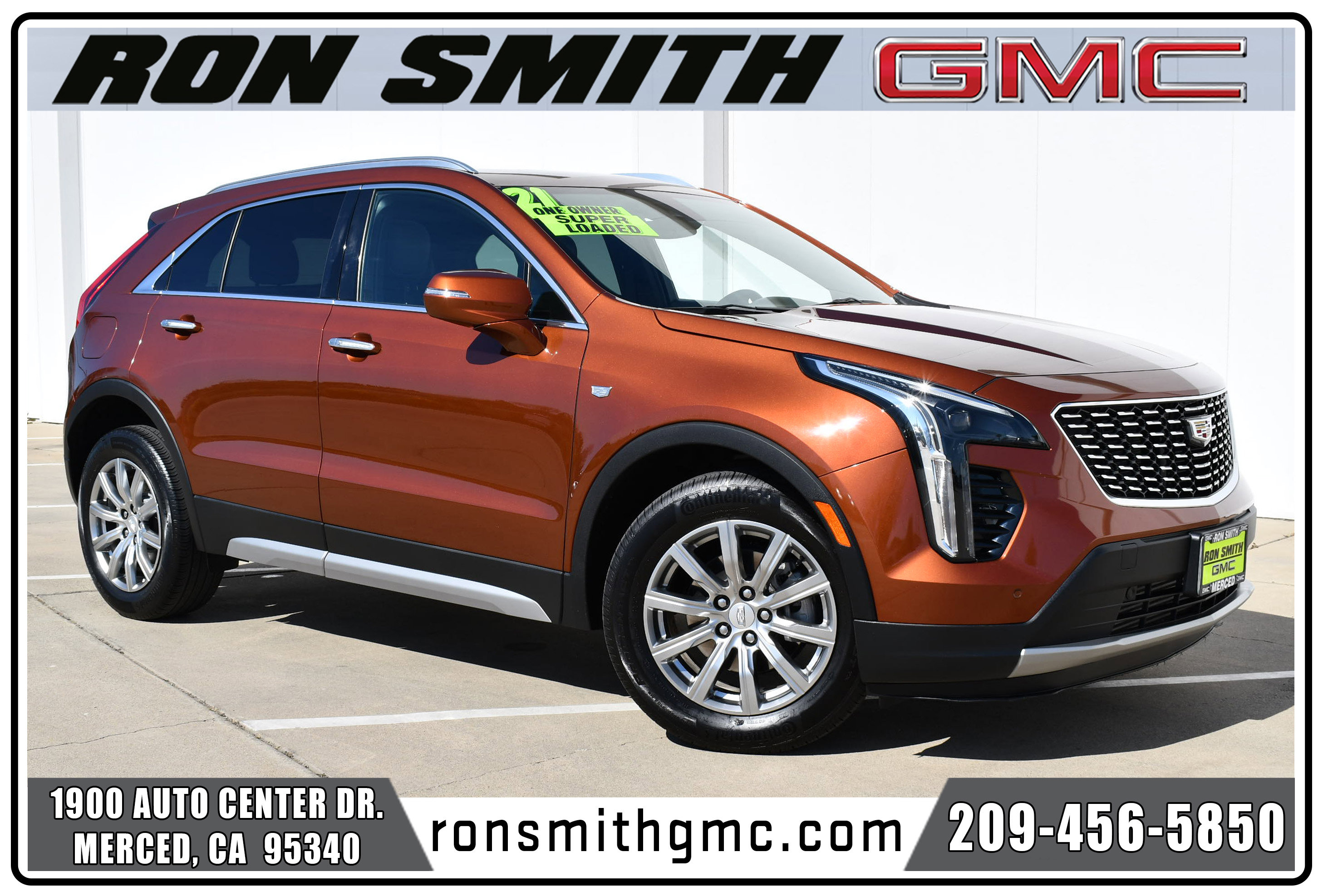 Used 2021 Cadillac XT4 Premium Luxury image 1