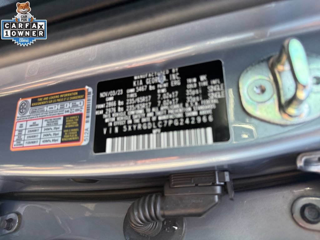 Certified 2023 Kia Sorento LX AWD/4WD image 30