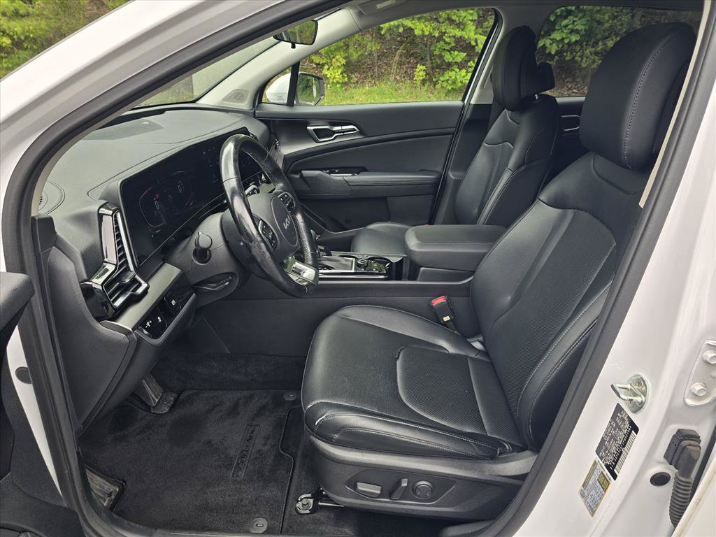 Used 2023 Kia Sportage EX AWD/4WD image 11