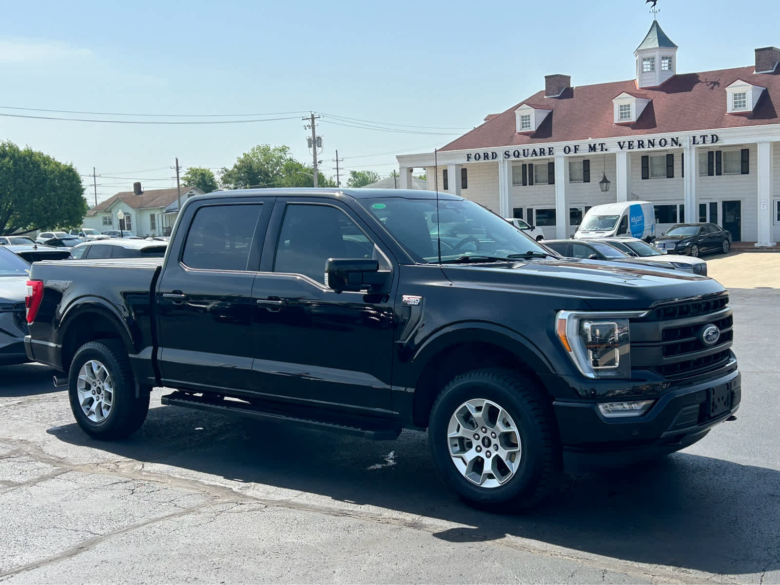 Used 2023 Ford F150 Lariat w/ Equipment Group 502A High AWD/4WD image 4