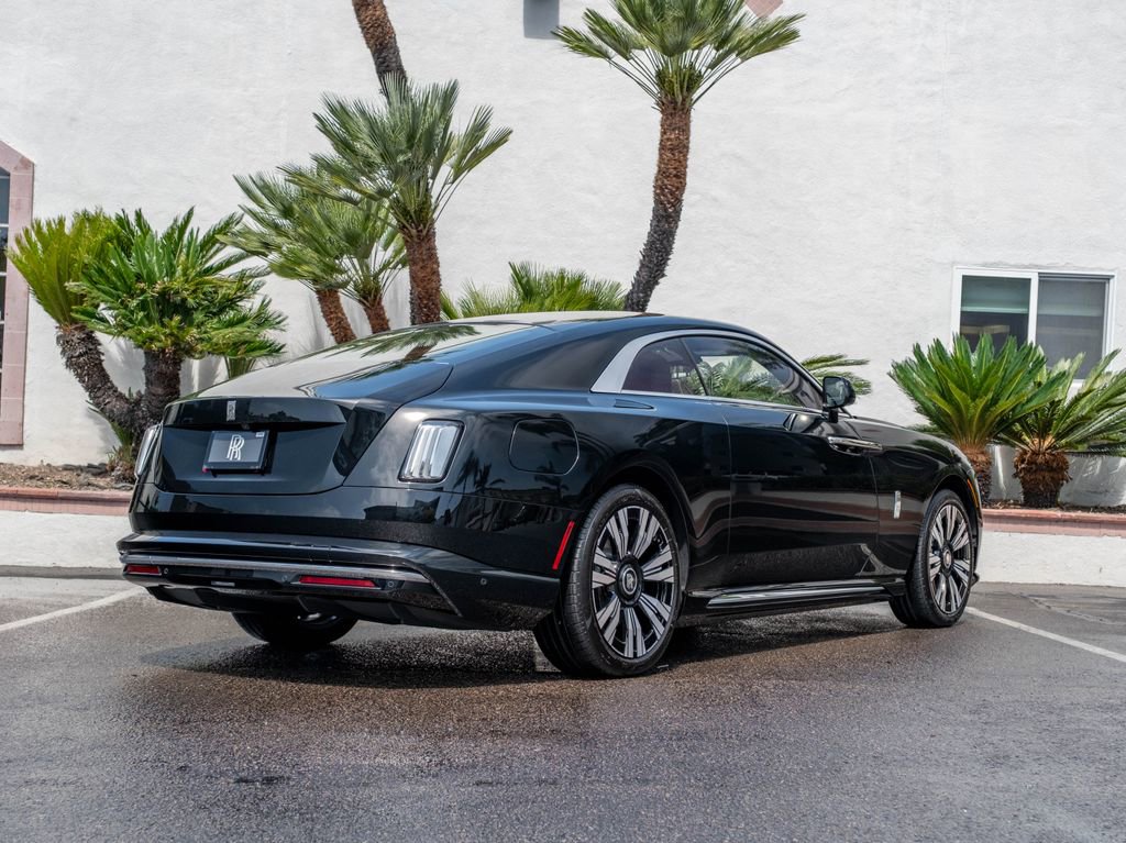 New 2026 Rolls-Royce Spectre image 2