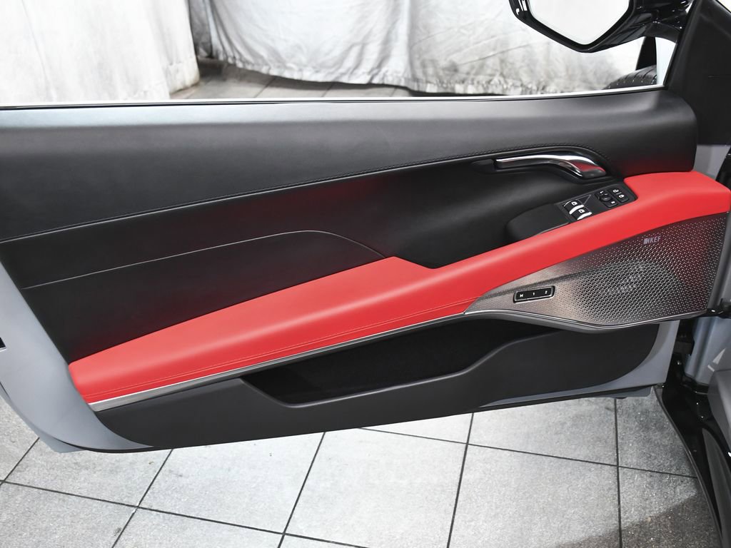 Used 2025 Lotus Emira image 9