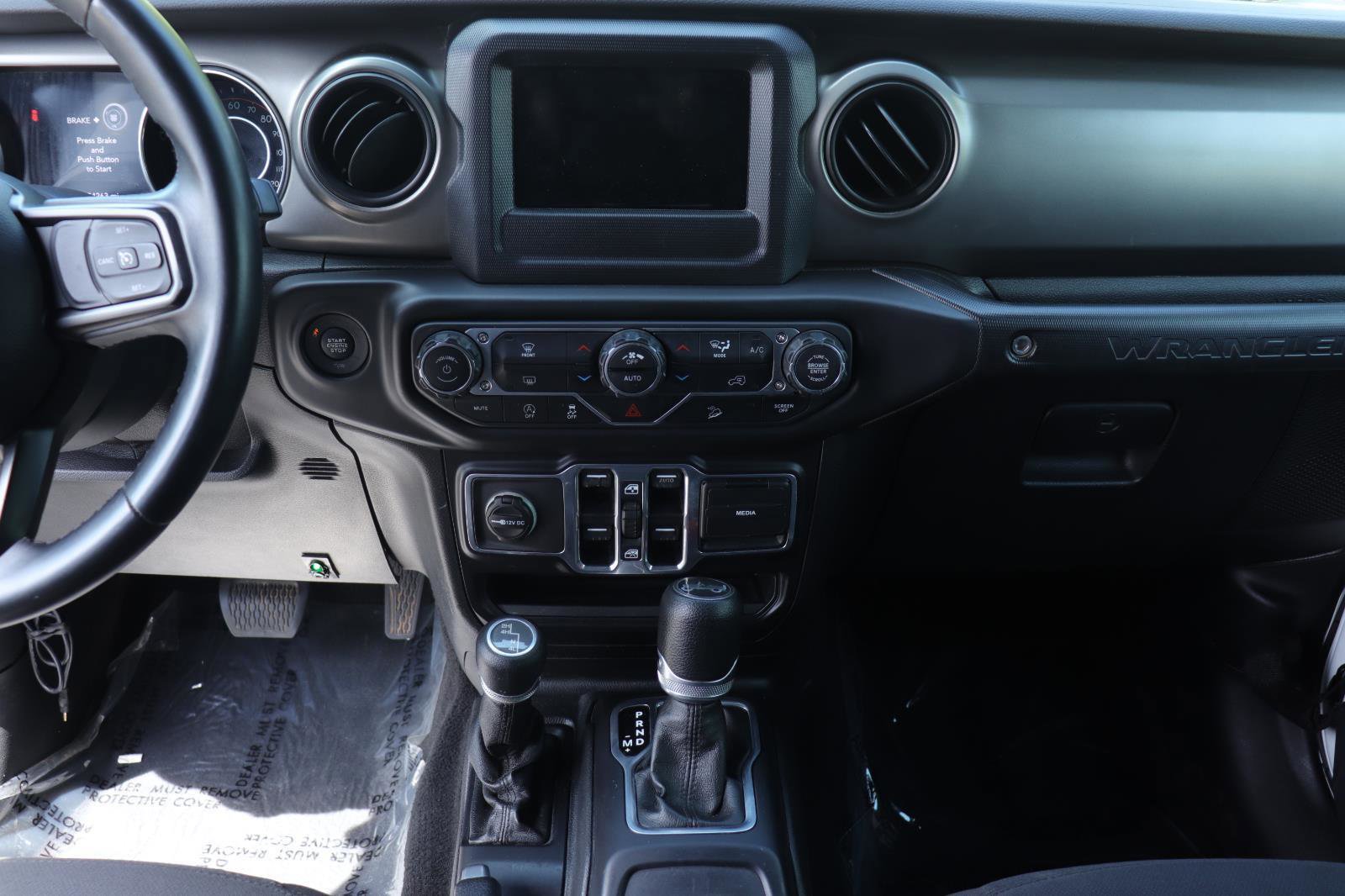 Used 2018 Jeep Wrangler Unlimited Sport S image 10