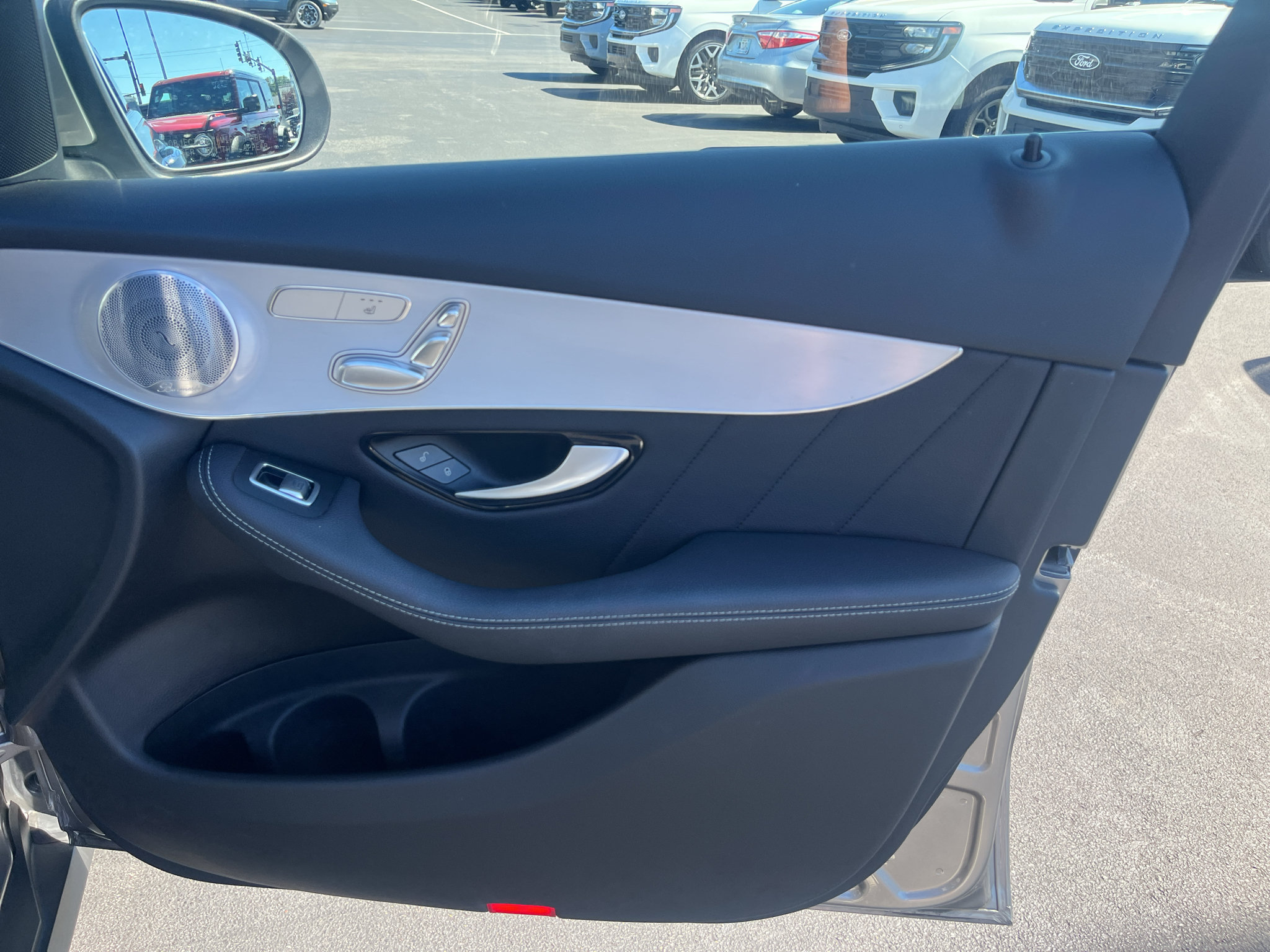 Used 2020 Mercedes-Benz GLC 300 4MATIC Coupe image 29