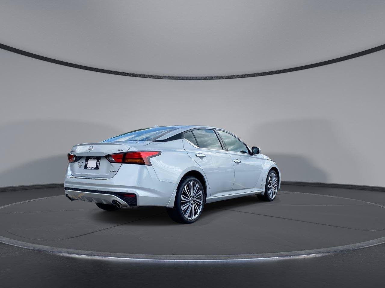 Used 2023 Nissan Altima 2.5 SL AWD/4WD image 8