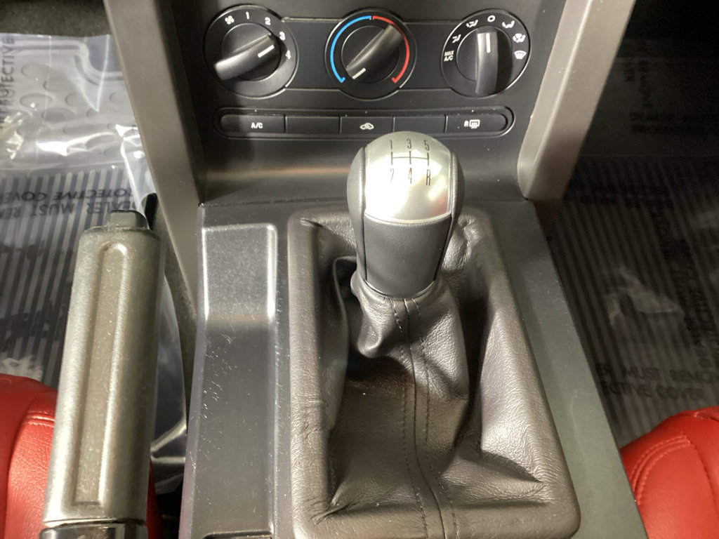 Used 2006 Ford Mustang GT RWD image 24