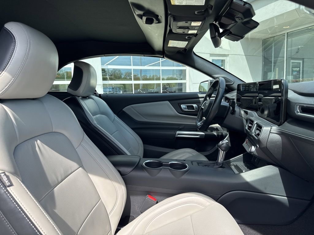 Used 2024 Ford Mustang Premium RWD image 30