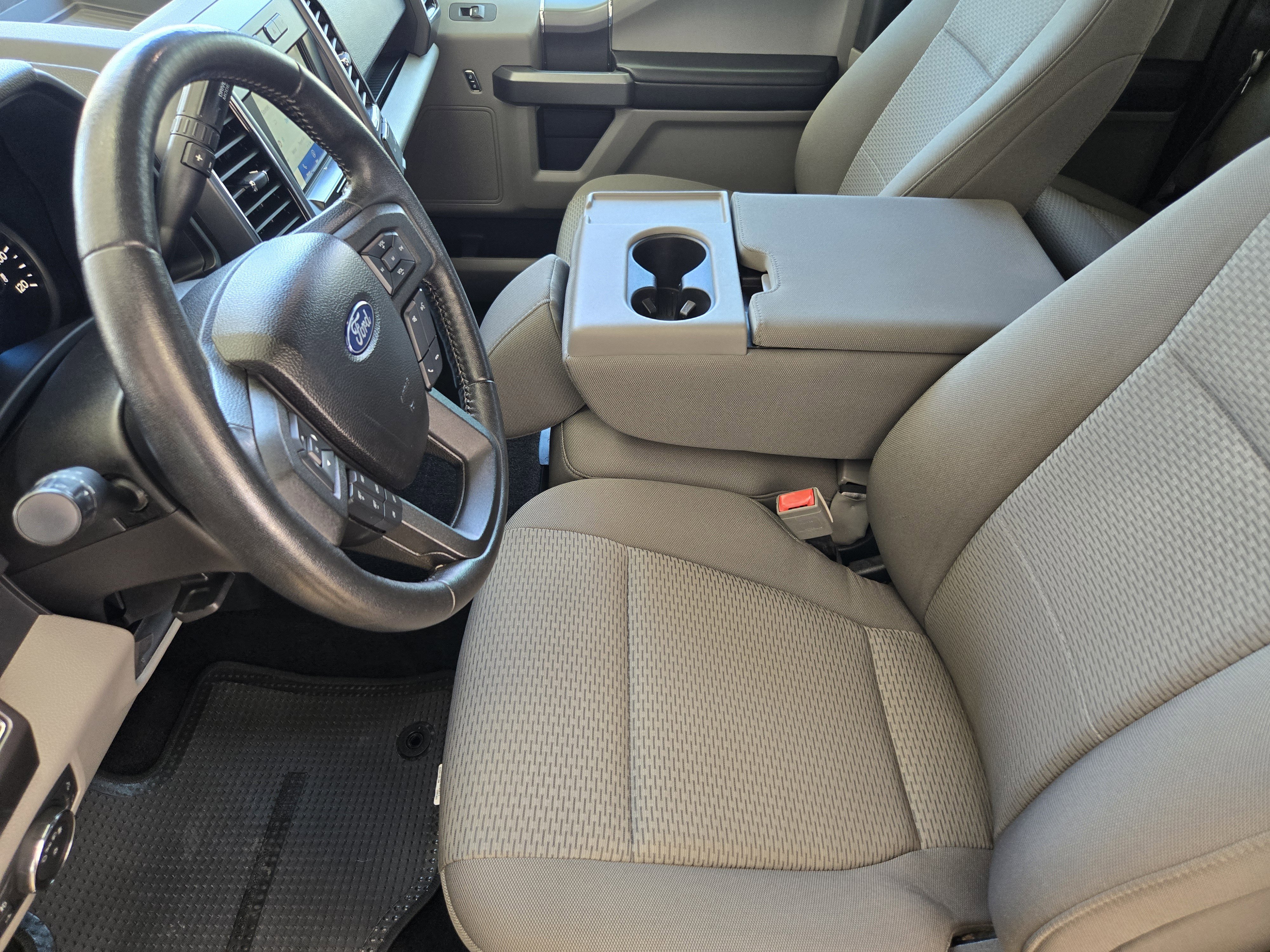 Used 2018 Ford F150 XLT w/ Equipment Group 302A Luxury AWD/4WD image 9