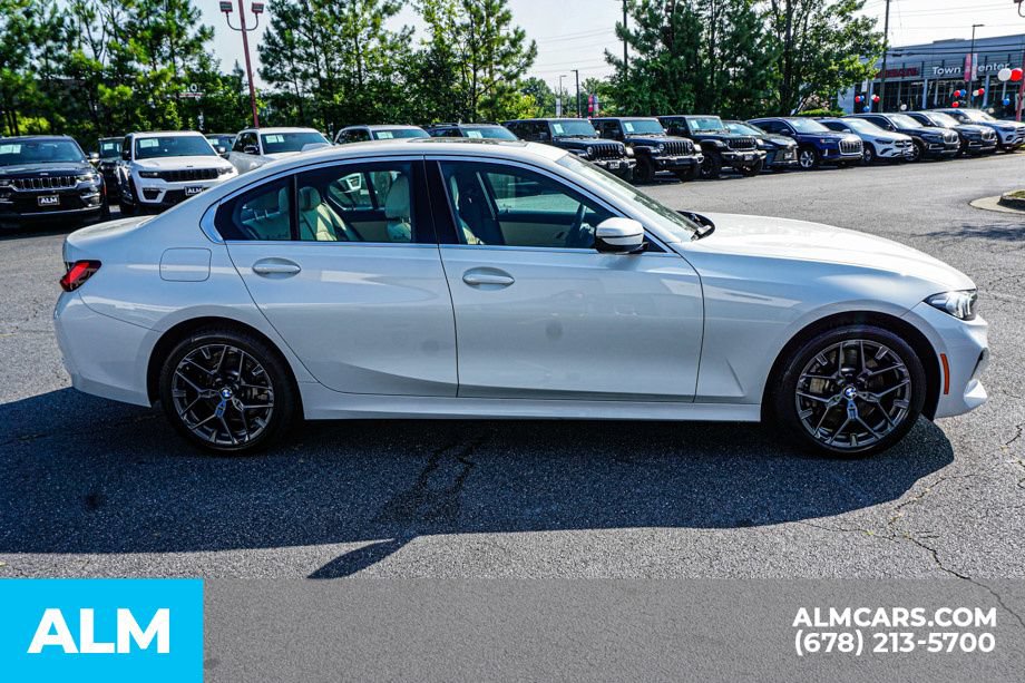 Used 2025 BMW 330i Sedan RWD image 8