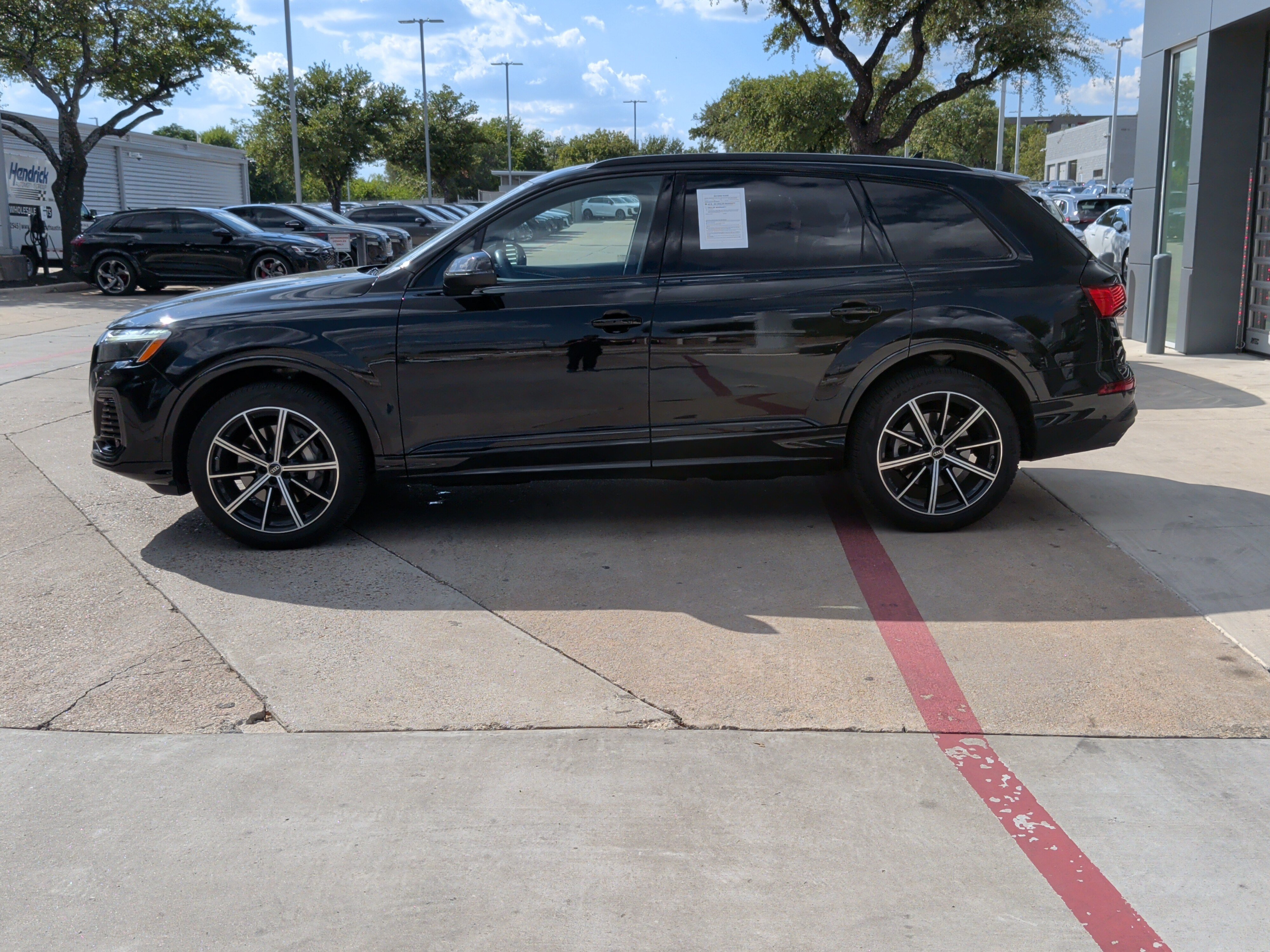 Used 2025 Audi Q7 2.0T Premium Plus w/ Premium Plus Package AWD/4WD image 6