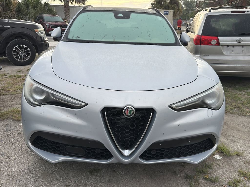 Used 2022 Alfa Romeo Stelvio Ti AWD/4WD image 1
