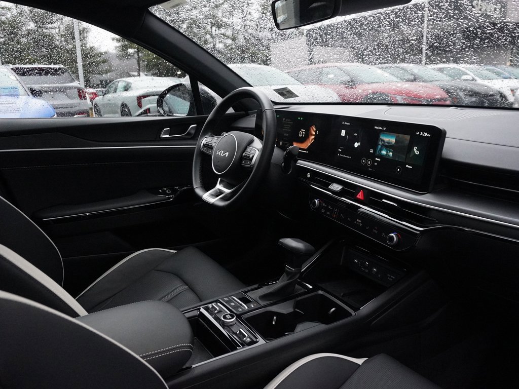 Used 2025 Kia K5 GT-Line w/ GT-Line Premium Package image 29