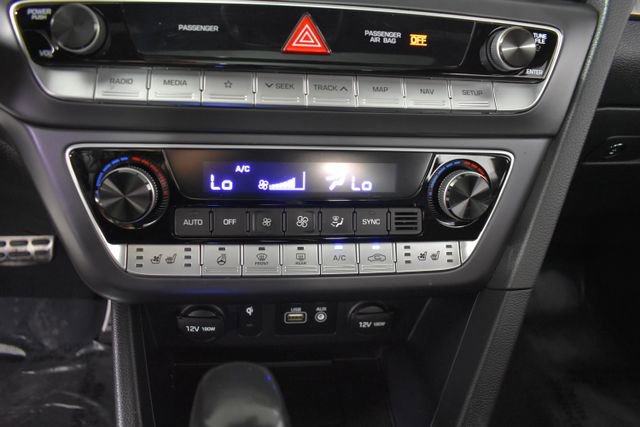 Used 2019 Hyundai Sonata Limited image 24