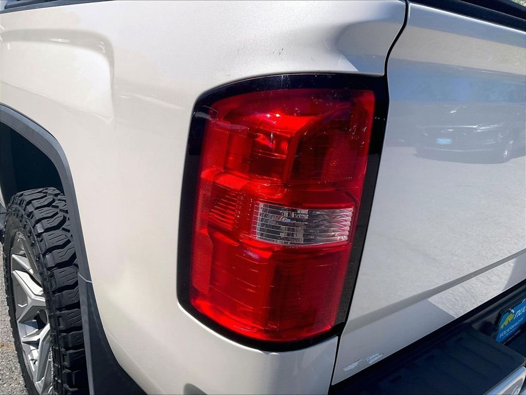 Used 2015 GMC Sierra 1500 Denali w/ Driver Alert Package AWD/4WD image 31