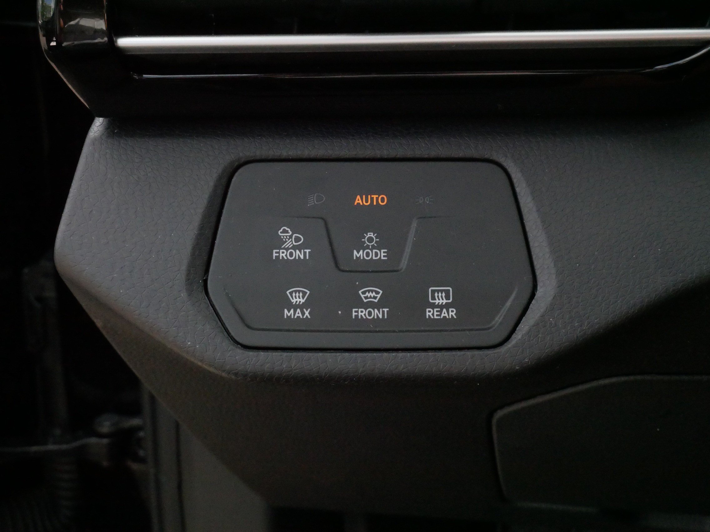 Certified 2023 Volkswagen ID.4 Pro S AWD/4WD image 26