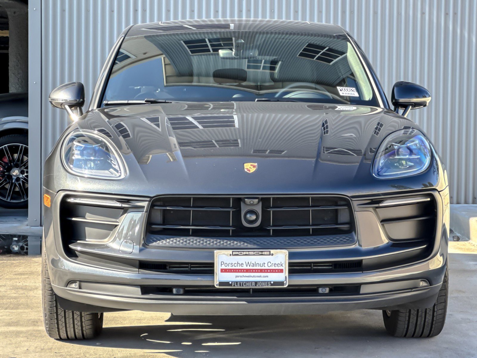 Used 2024 Porsche Macan image 11