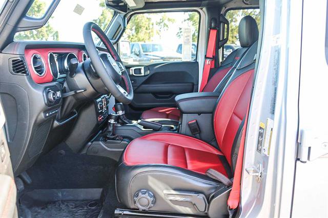 New 2023 Jeep Wrangler Unlimited Rubicon 4xe image 18