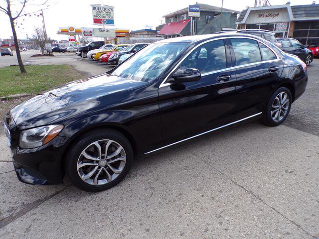 Used 2016 Mercedes-Benz C 300 4MATIC Sedan image 1