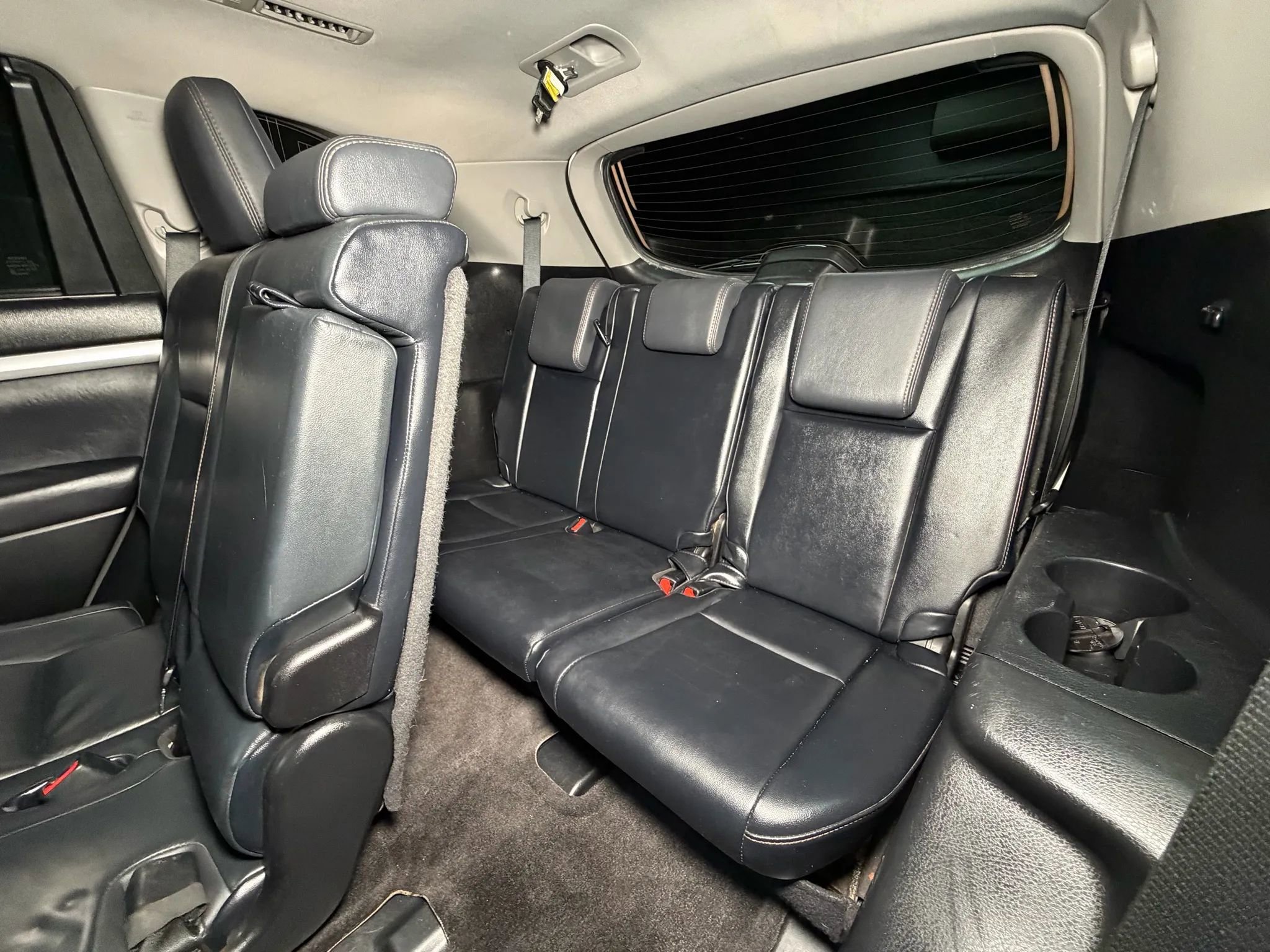Used 2016 Toyota Highlander XLE w/ Preferred Accessory Package FWD image 23